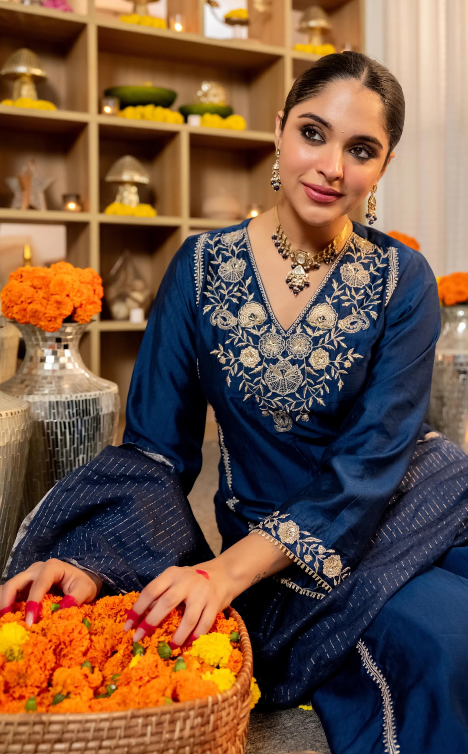 Klosia Women Embroidery Solid Straight Kurta and Pant Set with Dupatta